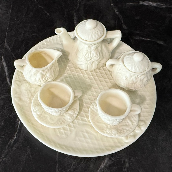 FLORAL FANTASY Eight Piece Miniature Tea Set - Picture 2 of 16